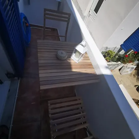 Charming White House Retreat With Balcony In Paros Lefkes Lejlighed *