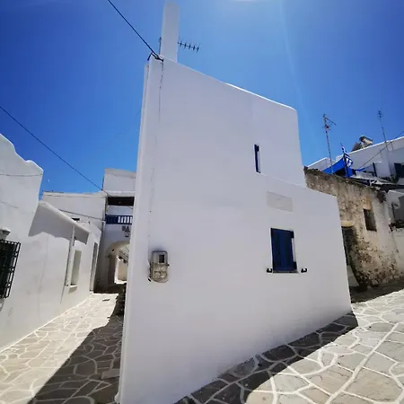 Charming White House Retreat With Balcony In Paros Lefkes Lejlighed Lefkes (Paros)